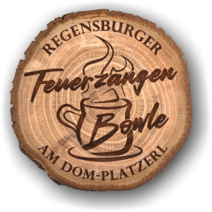 Das Logo der Regensburger Feuerzangenbowle am Dom-Platzerl zeigt einen Baumstamm mit dem eingravierten Schriftzug „Feuerzangenbowle"
